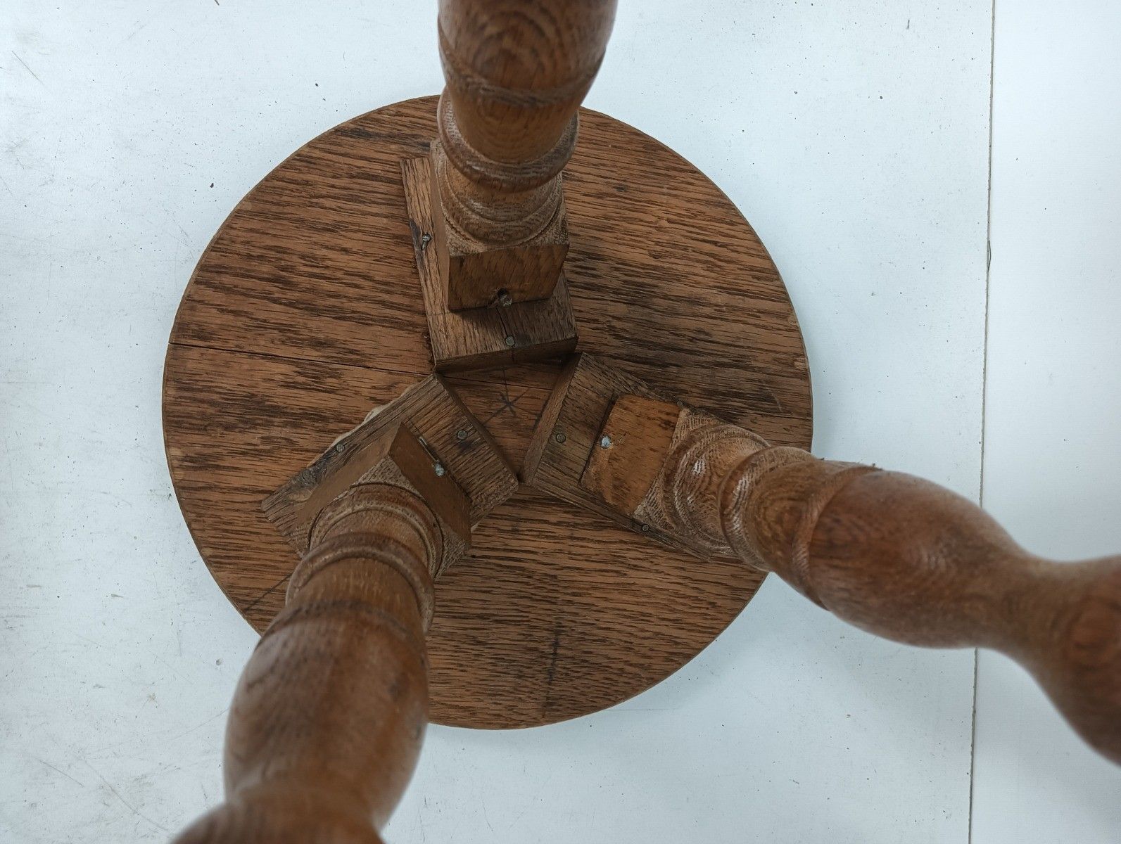 Very Special Tripod Pedestal Plant Stand Bonsai Table Side Occasional Table Wood photo 89.0