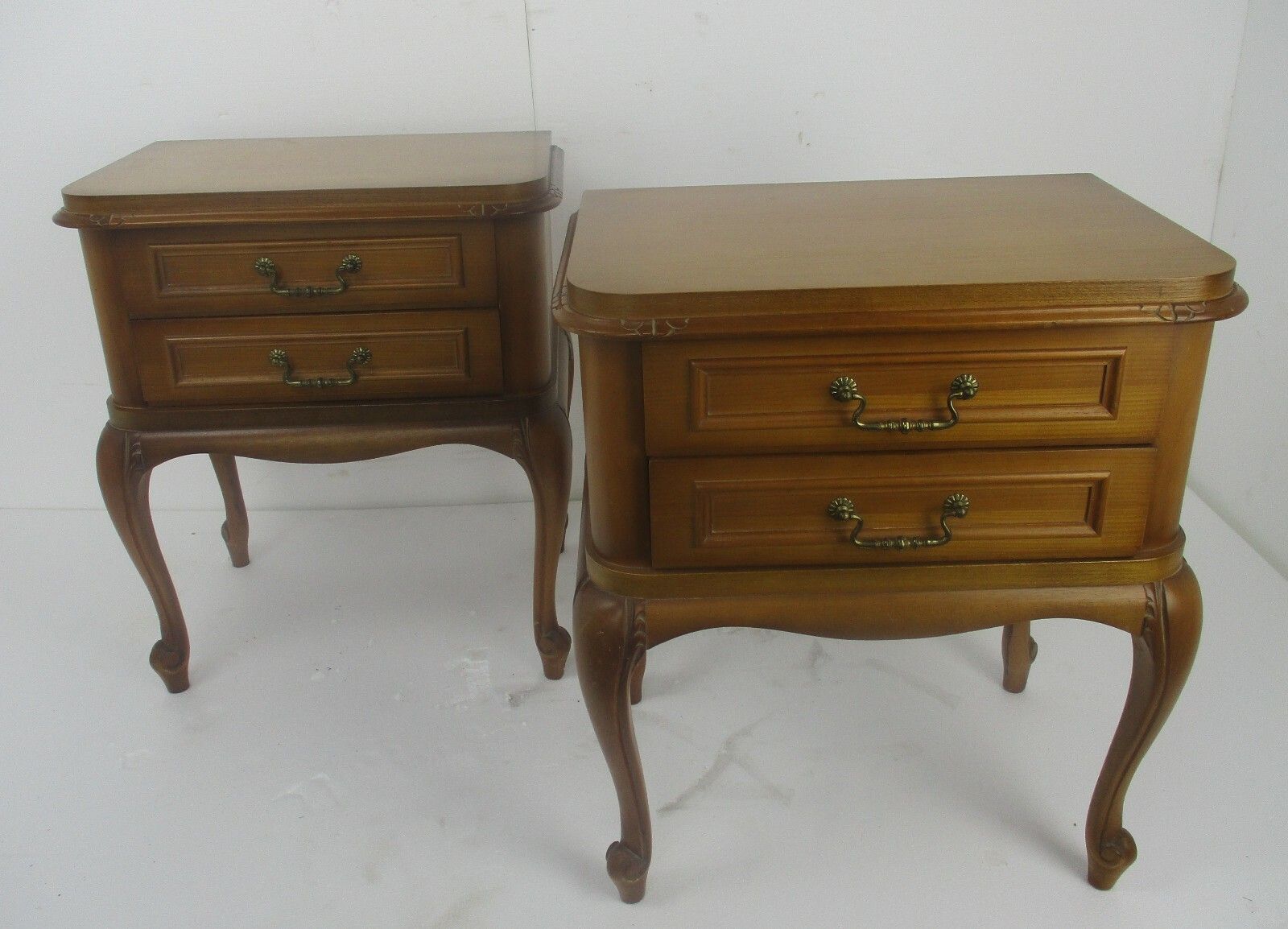 Couple French Louis XV/XVI Style Wooden Nightstands End Tables Chest Of Drawers photo furniture