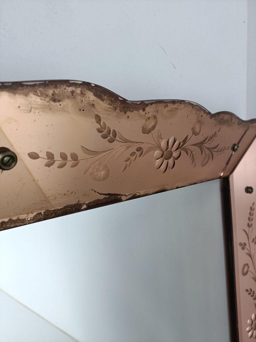 Art Deco Nouveau Wall Hanging Ornate Mirror Vanity Dresser Clear Etched Pink Gla photo 352.0