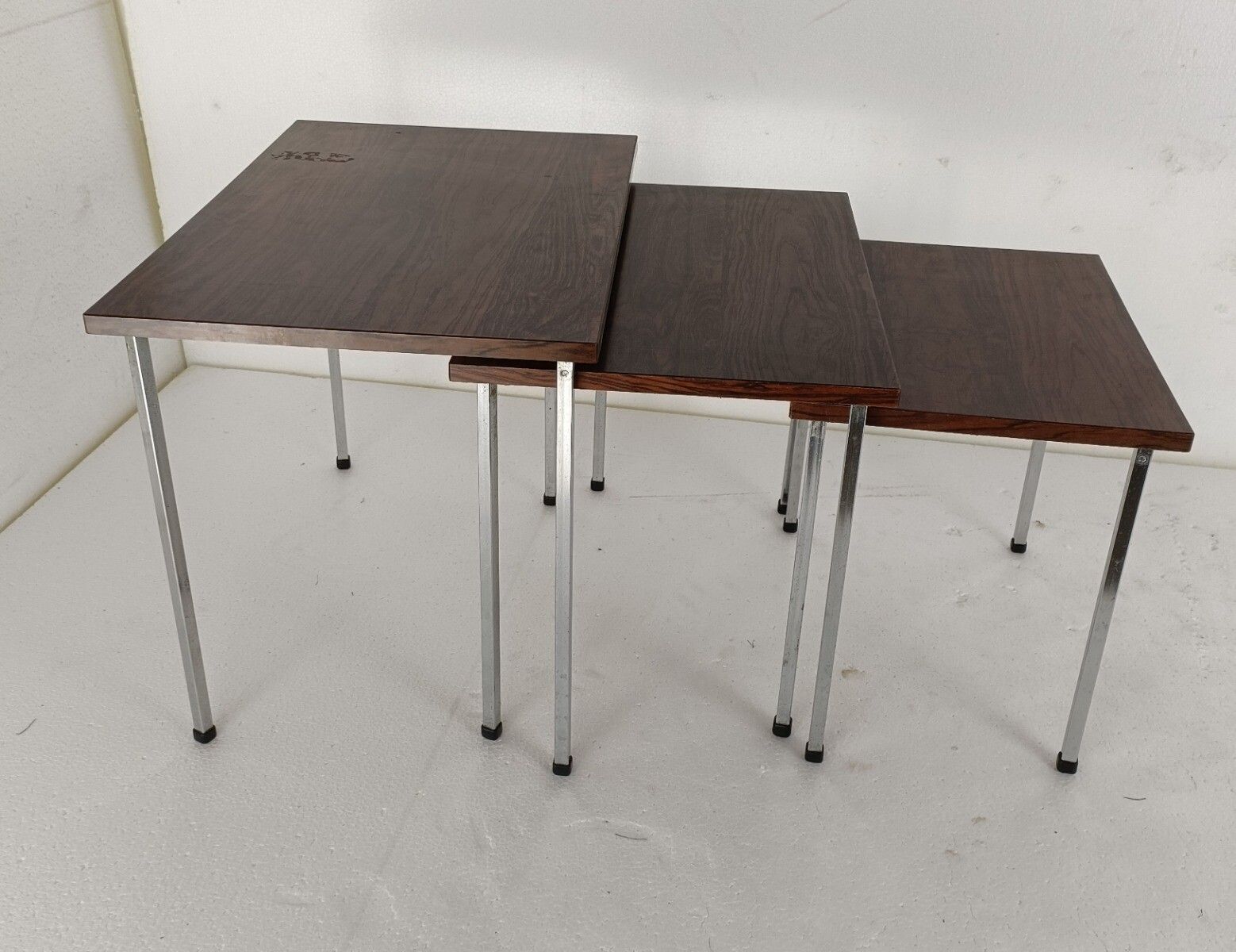 Set Of 3 Modernist  Nesting Stacking Coffee Side Tables Brown Veneer Chrome Legs photo 223.0