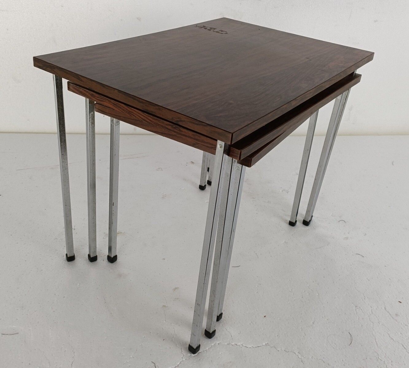 Set Of 3 Modernist  Nesting Stacking Coffee Side Tables Brown Veneer Chrome Legs photo vintage