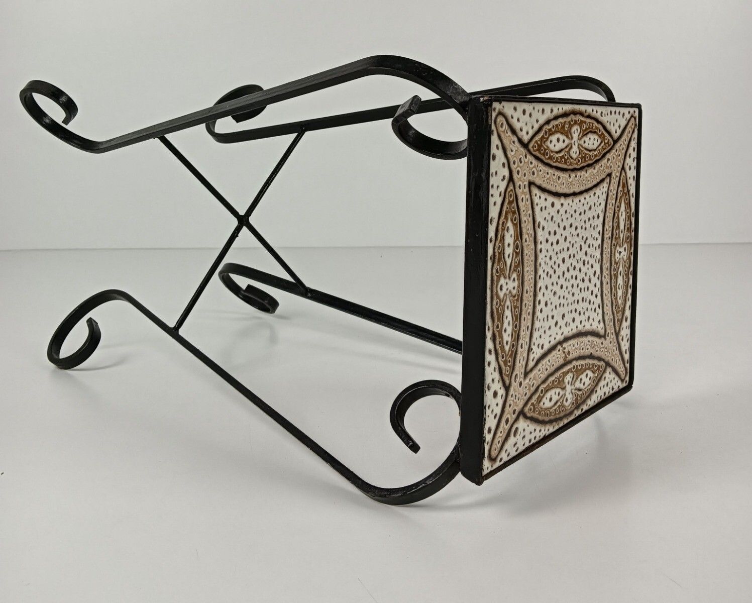 Vintage Wrought Iron Ceramic Tiles Top Small Side Occasional Wine Table Retro Fu photo vintage