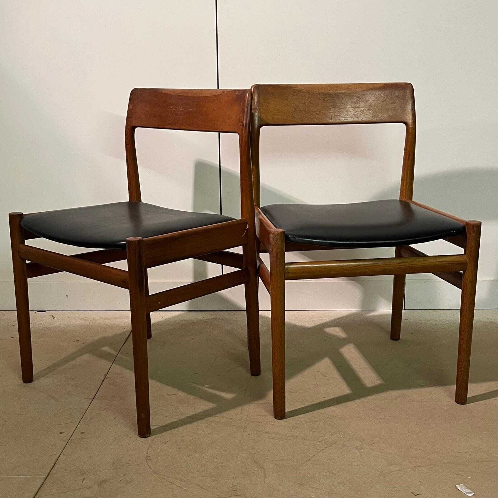 A Pair Of Johannes Norgaard Rosewood Vintage Chairs photo Furniture