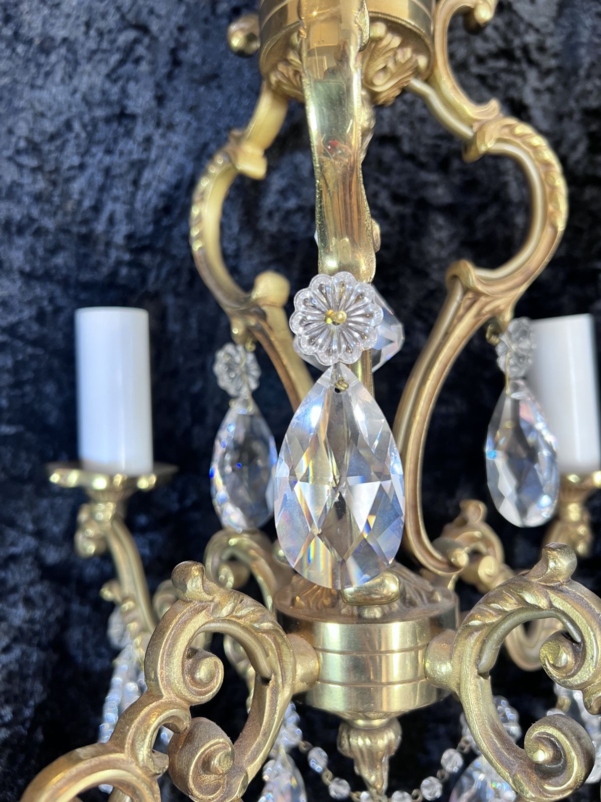 A Four Light Antique Gilt Brass French Chandelier photo 470.0