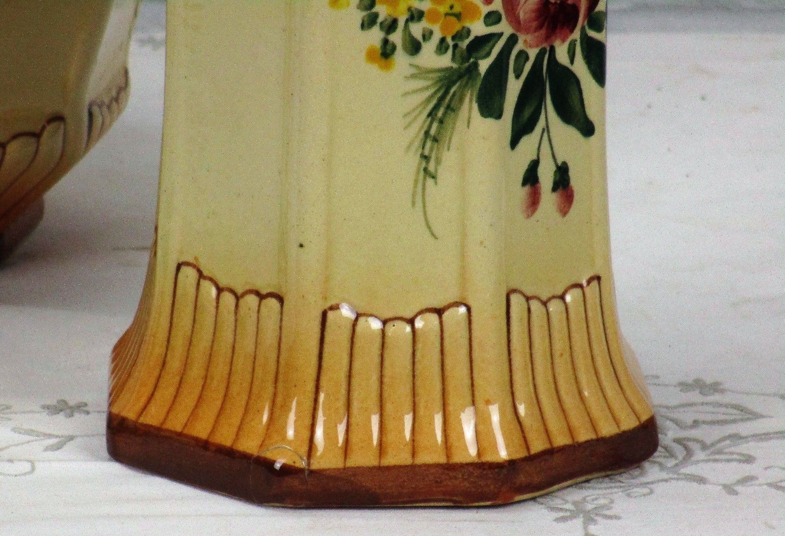 Garniture Mantle Set 2 Vases Matching Urn Porcelain Stoneware Foo Dog Rare photo vintage