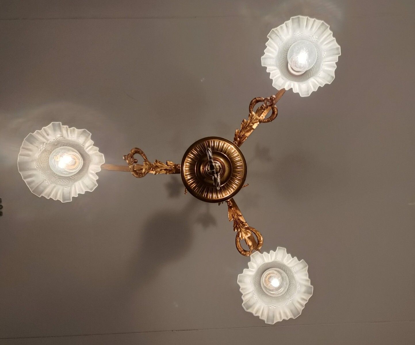 Brass Antique Gas Chandelier Electrified 3 Arms Lights Ornate Tulip Shaped Shade photo for sale