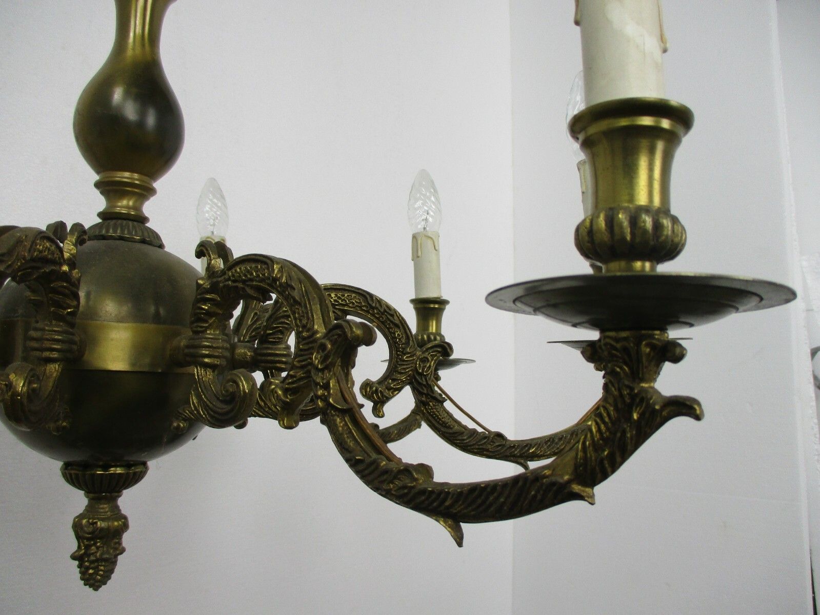 Impressive Chandelier Bronze 8 Lights Arm Ornate  Hollywood Regency Decorative photo 352.0