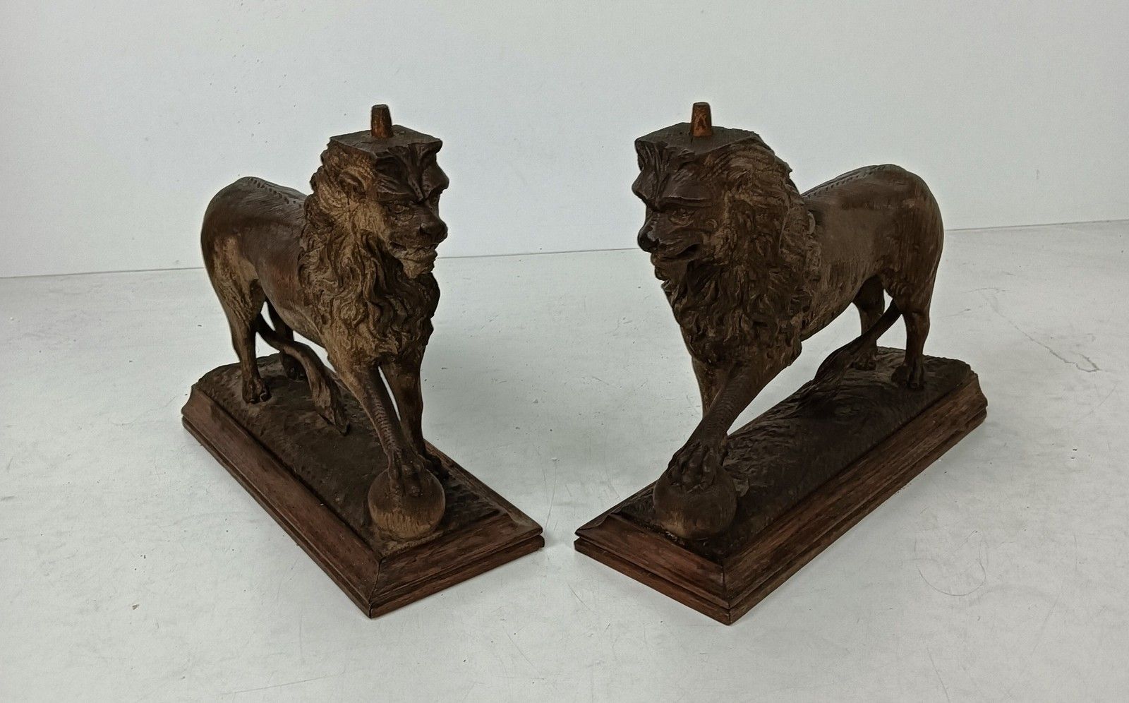 Stunning Antique Hand Carved Wood Figurines Pair Lions Large Trims Reclaimed Arc photo 526.0