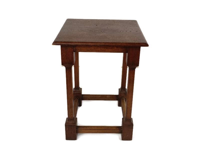 Vintage Wooden Side Coffee Occasional Table Pedestal Plant Stand Barn Style