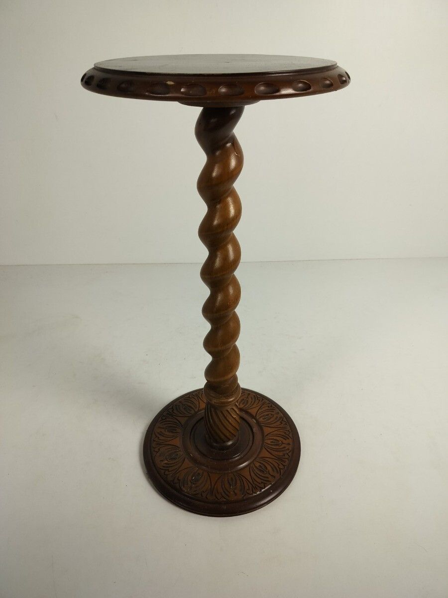 photo for sale Ornate Hand Carved Wooden Barley Twist Pedestal Plant Stand Side Table Farmhouse