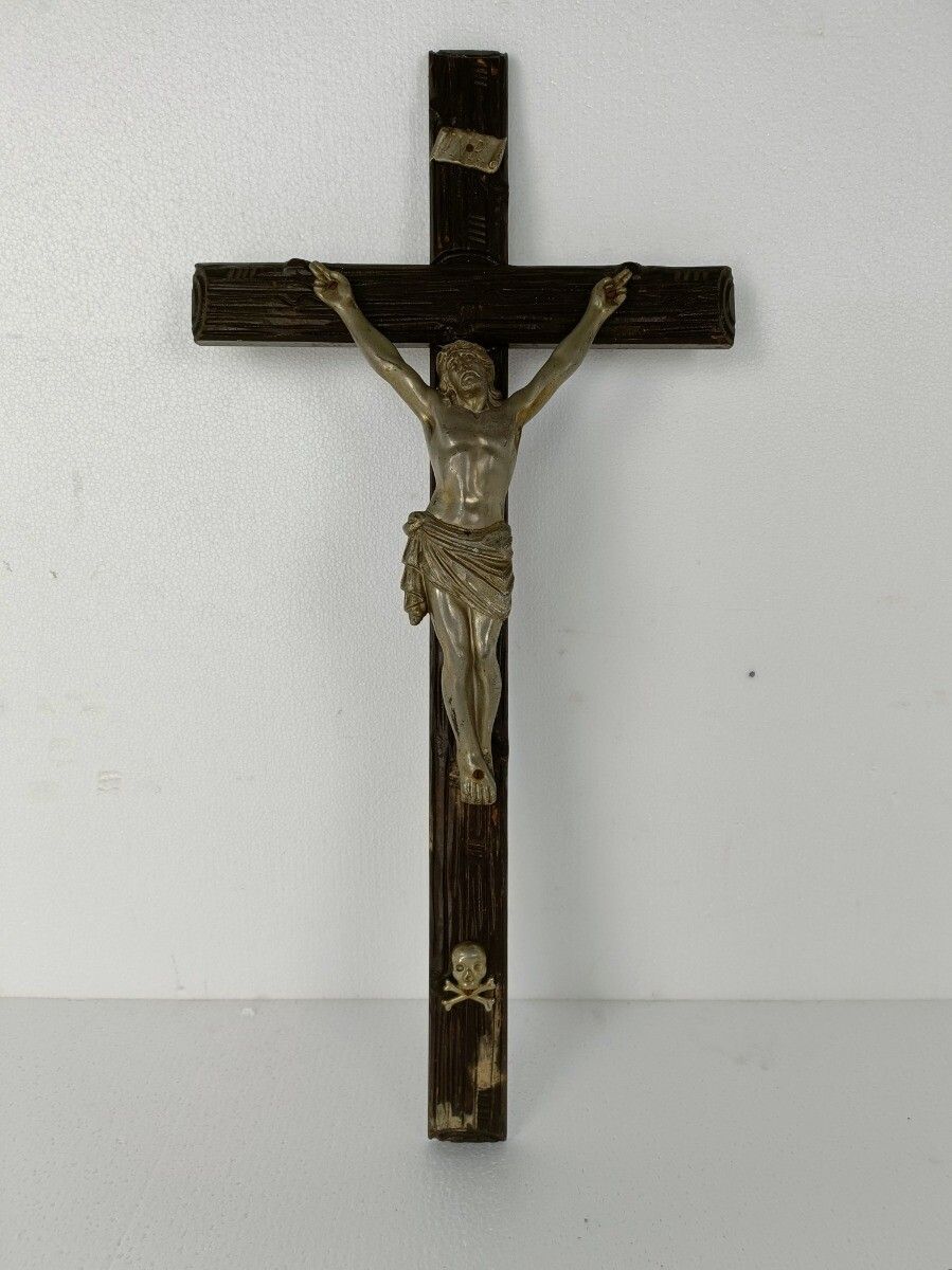 Large  Hand Carved Wood Hanging Crucifix Jesus Christ Cross Vintage  Spelter Cor photo furniture