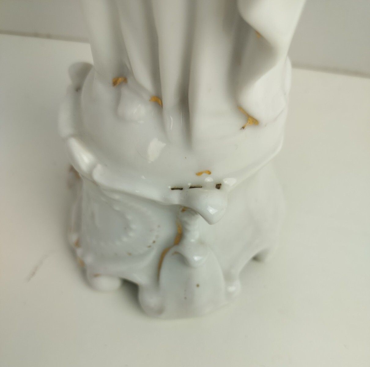 photo for sale Large Antique 1900 Vieux Paris Porcelain Bisque Statue Virgin Mary Madonna With