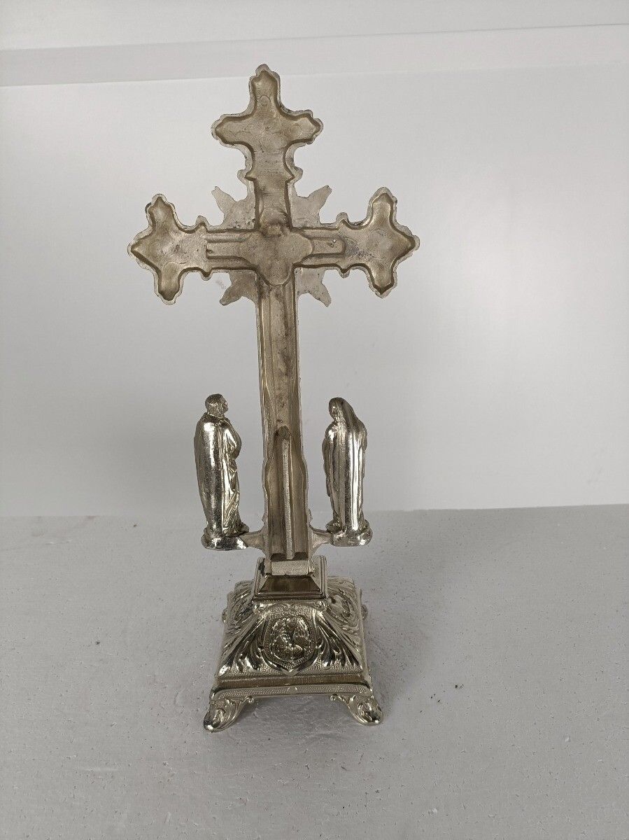 Gorgeous Standing Crucifix Silver Plated Calvary Saint John Mary Magdalene Faux photo vintage