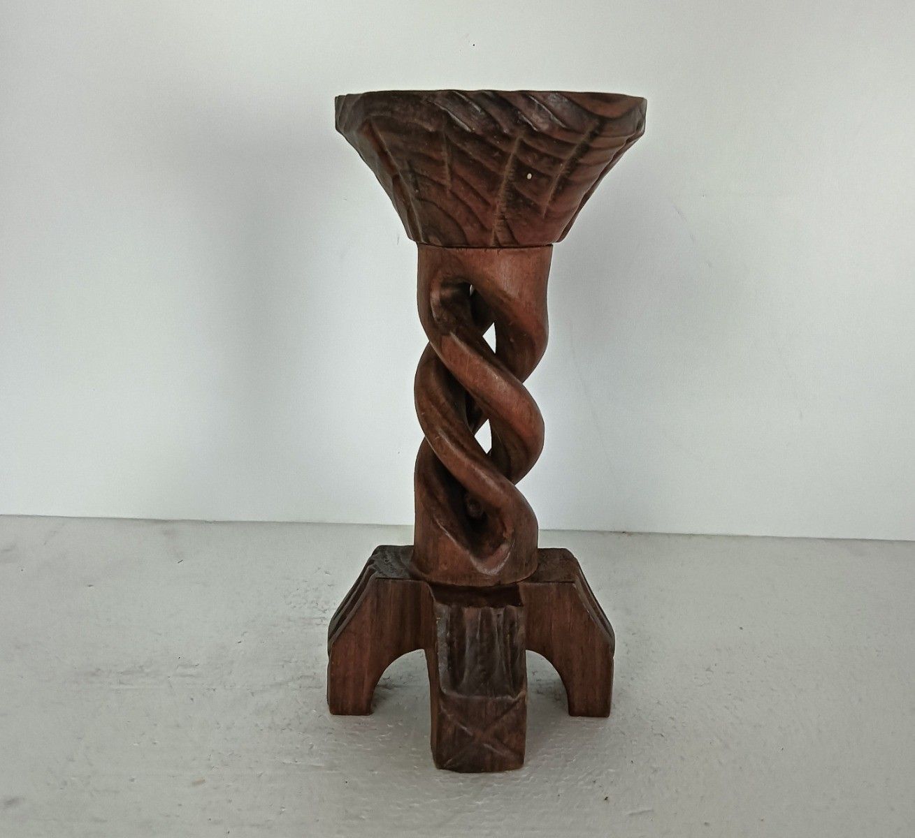 Mini Small Table Pedestal Plant Bonsai Stand Carved Wood Barley Twist Vintage photo furniture