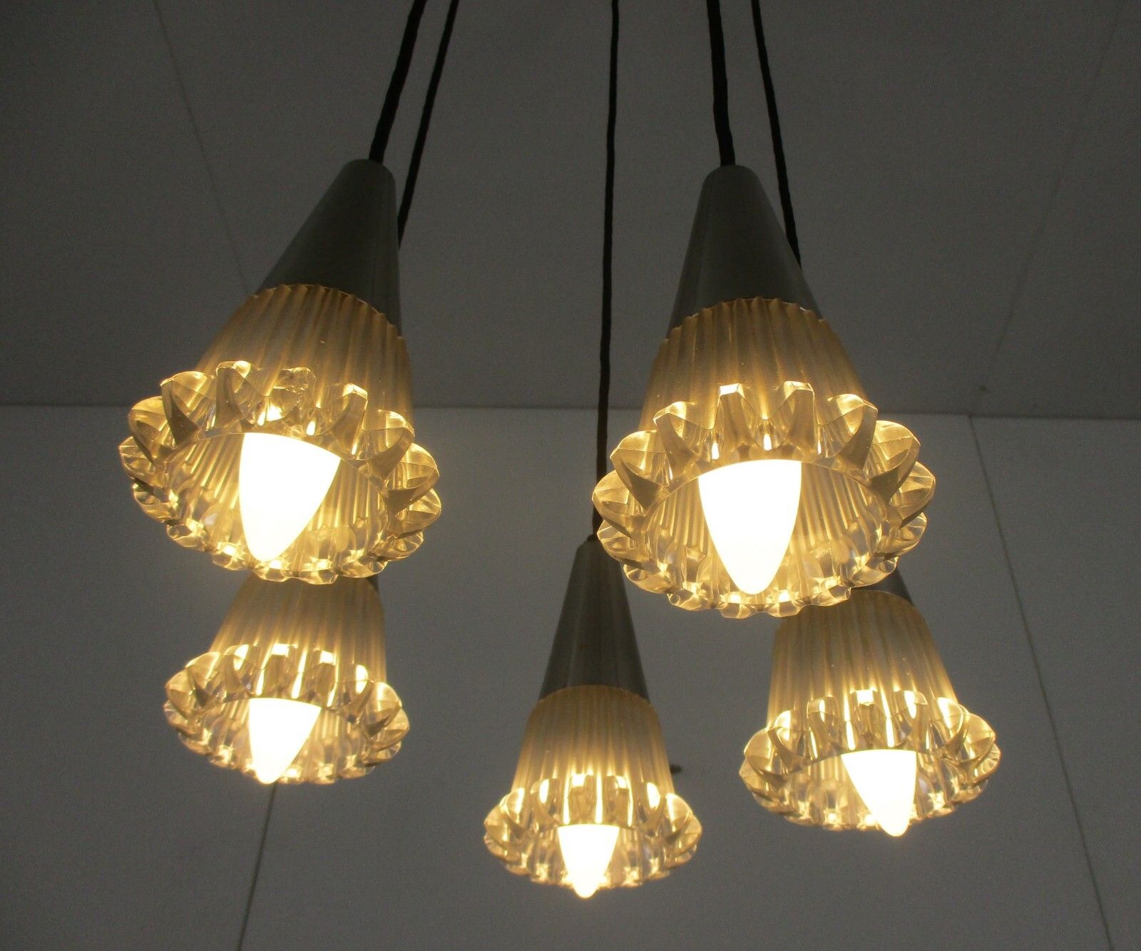 Raak Style  Modern Mid Century Chandelier  Modernist Cascade 5 Lights Shades photo vinterior