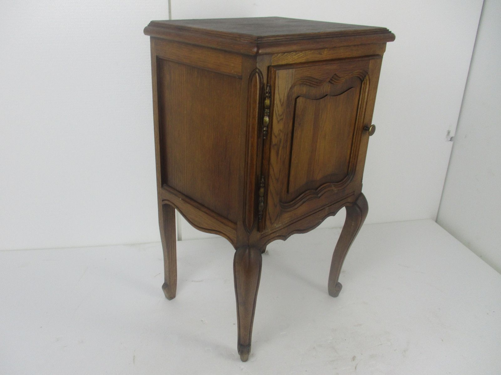 Nightstand End Table Dresser 50s Vanity Cabinets Louis XVI Style Louis XV photo buy