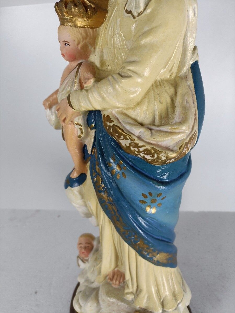 Antique Neo Gothic Statue Plaster Polychrome Our Lady Of Victory With Infant Ang photo vinterior