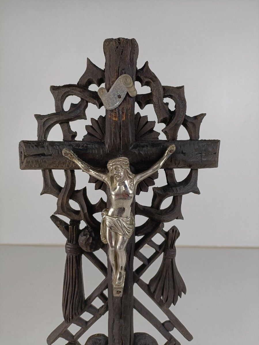 Standing Crucifix Wood Spelter Corpus Hand Carved Tools Of Passion Vintage Jesus photo vintage