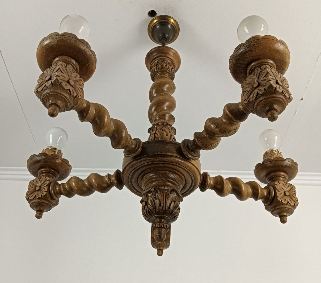 photo for sale Barley Twist Carved Wooden Wood Chandelier Ornate Gorgeous 6 Lights Arm Farmhous