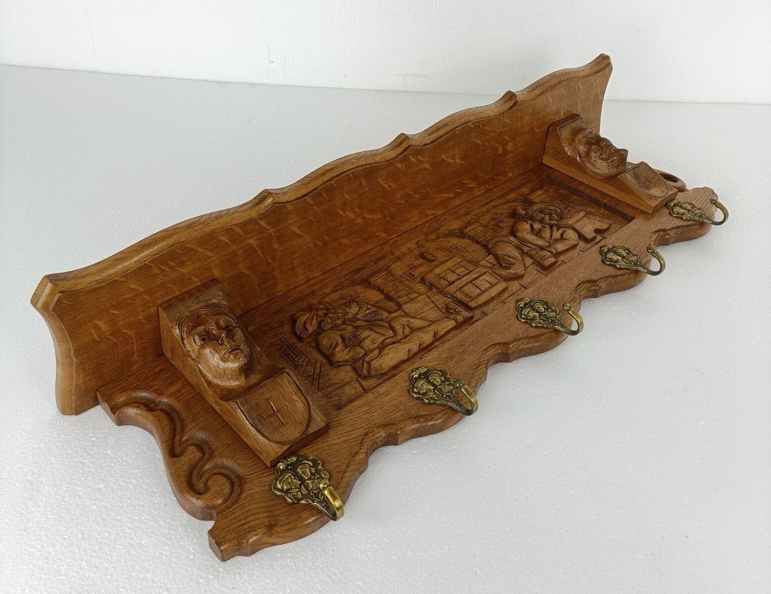 Gorgeous Hand Carved Wood Oak Coat Hat Rack Breughel Style Figurine Heads Antiqu photo vinterior