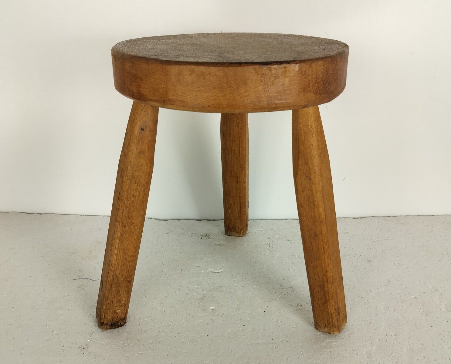 Milking Stool Pedestal Plant Stand Side Table Farmhouse Barn Farmhouse Style Vin photo for sale