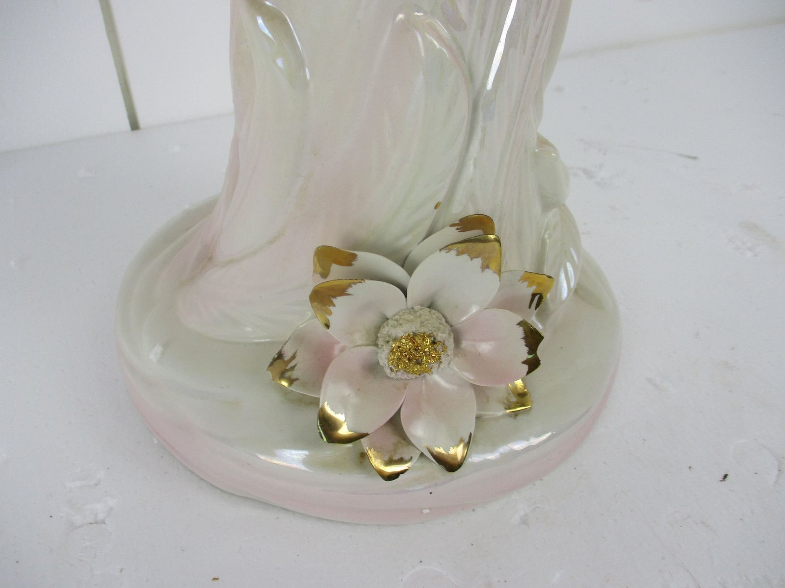 Italian Bassano Pedestal With Planter And  Flowers Italy Marked Lovely Porcelain photo Home Decor