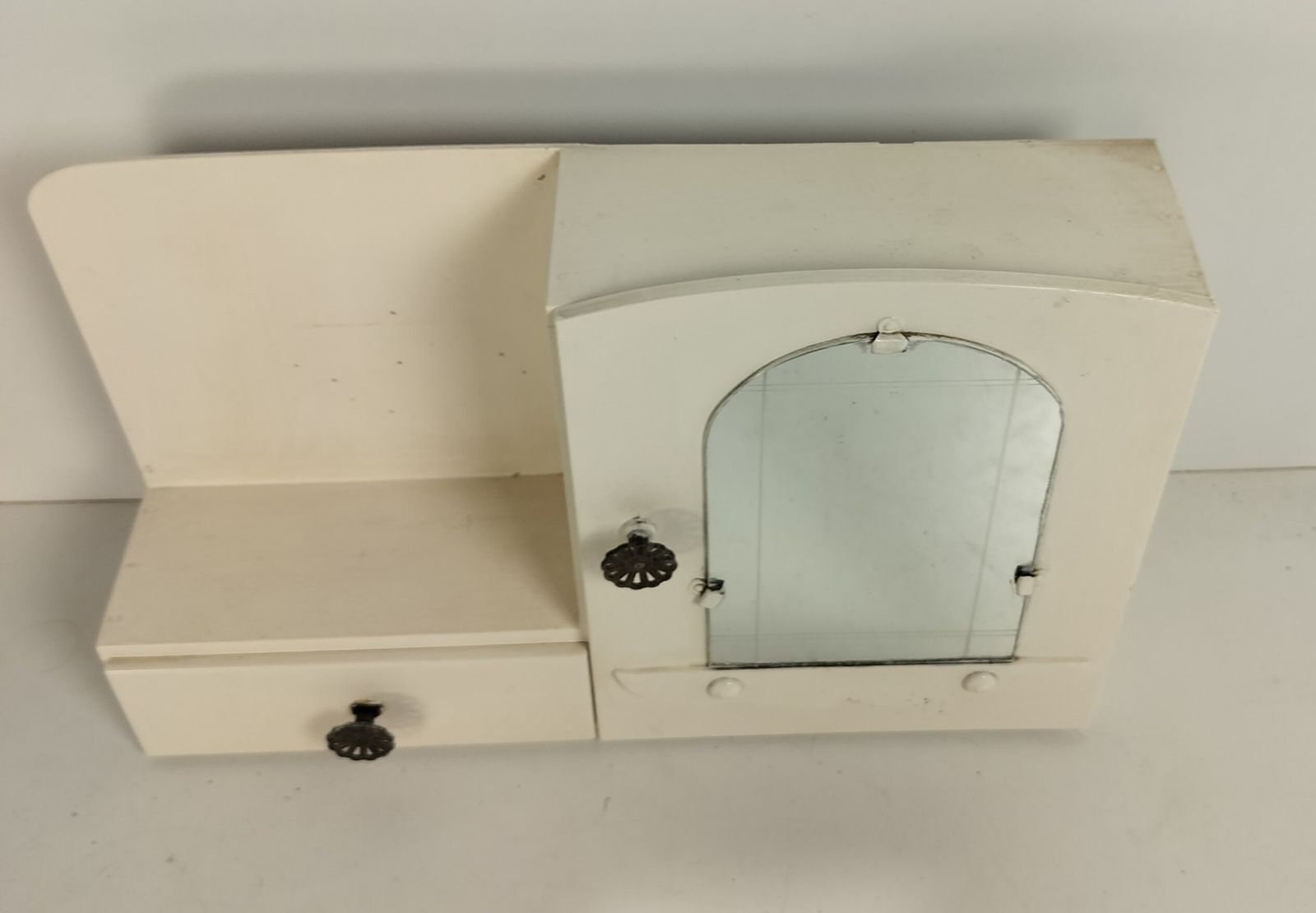 photo furniture Lovely Antique Art Deco White Medicine Apothecary Shaving Cabinet Bathroom Barn