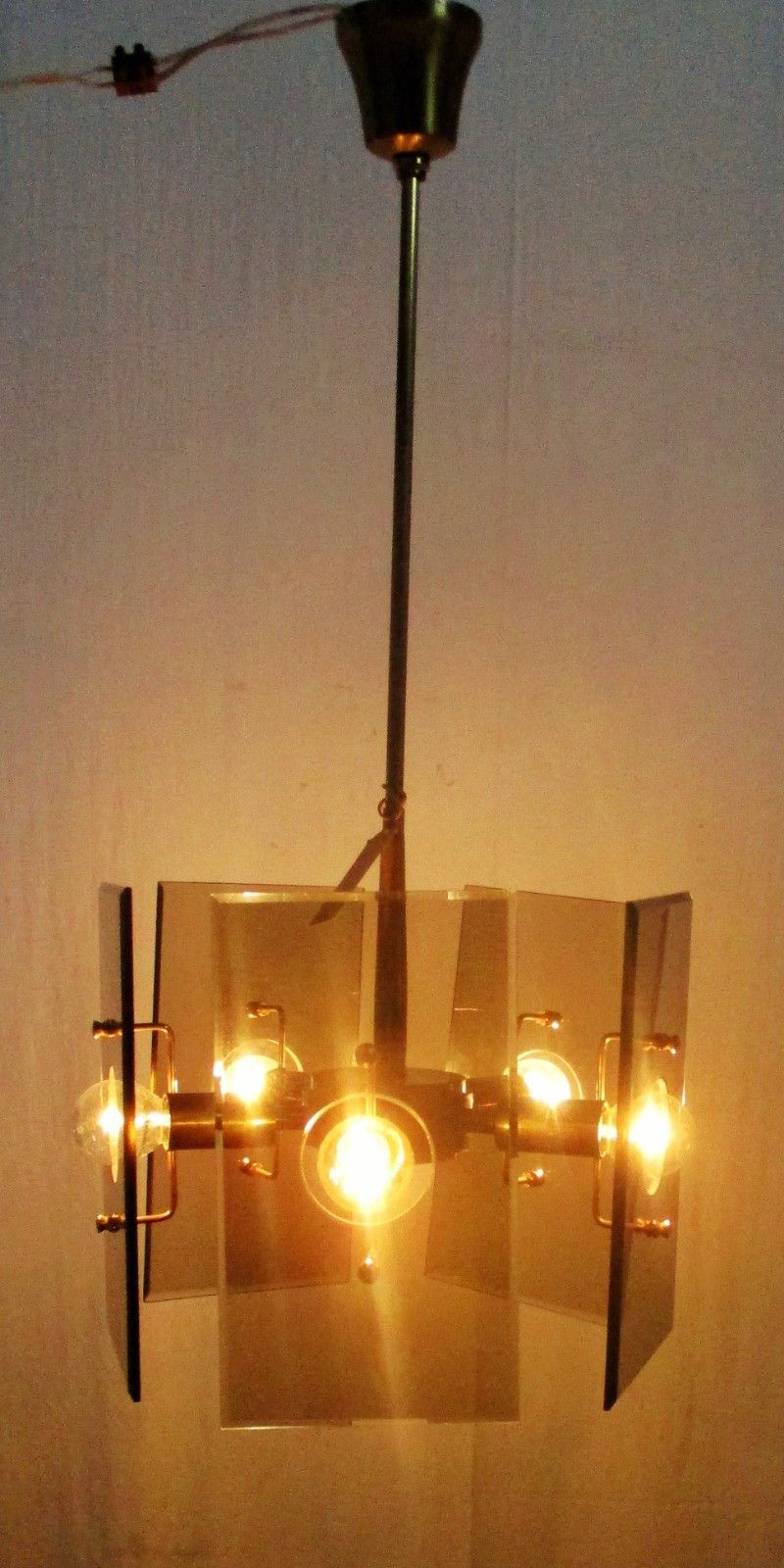 Design Chandelier Gino Paroldo For Fontana Arte Brass Smoked Glass 5 Lights photo for sale