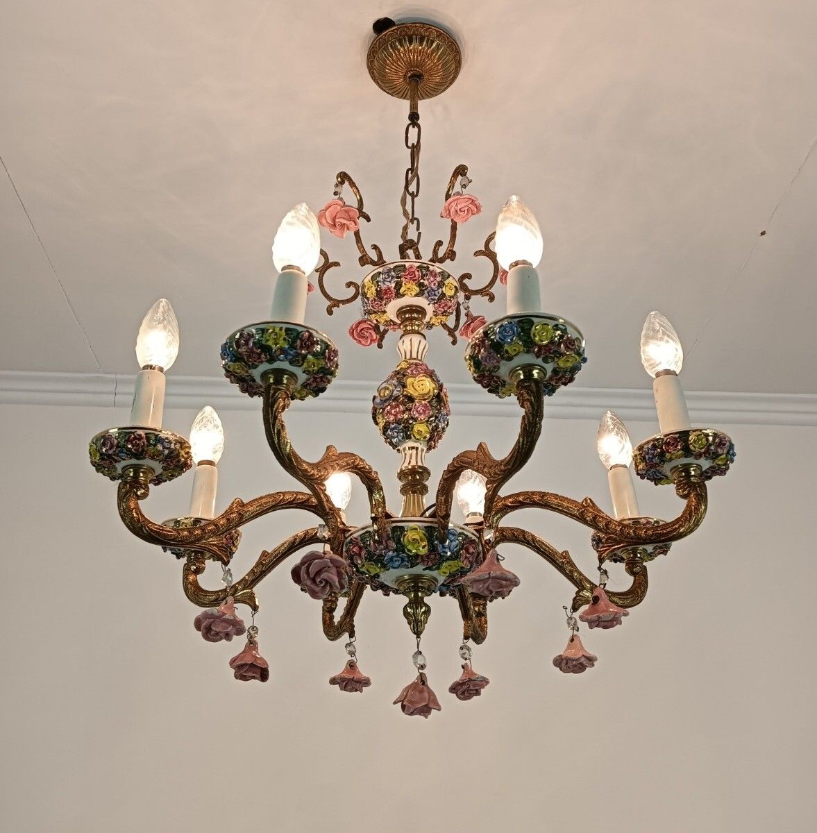 Xl Chandelier Porcelain Flowers Polychrome Brass Italy 8 Lights Arm Gorgeous Vin photo for sale
