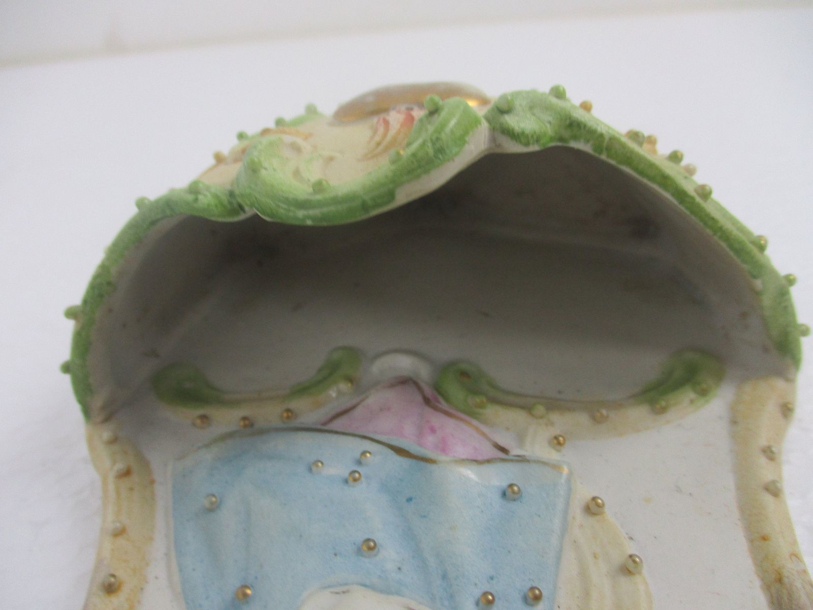 Porcelain Bisque Holy Water Font Vessel Virgin Mary And Infant Jesus Wall Hang photo vinterior