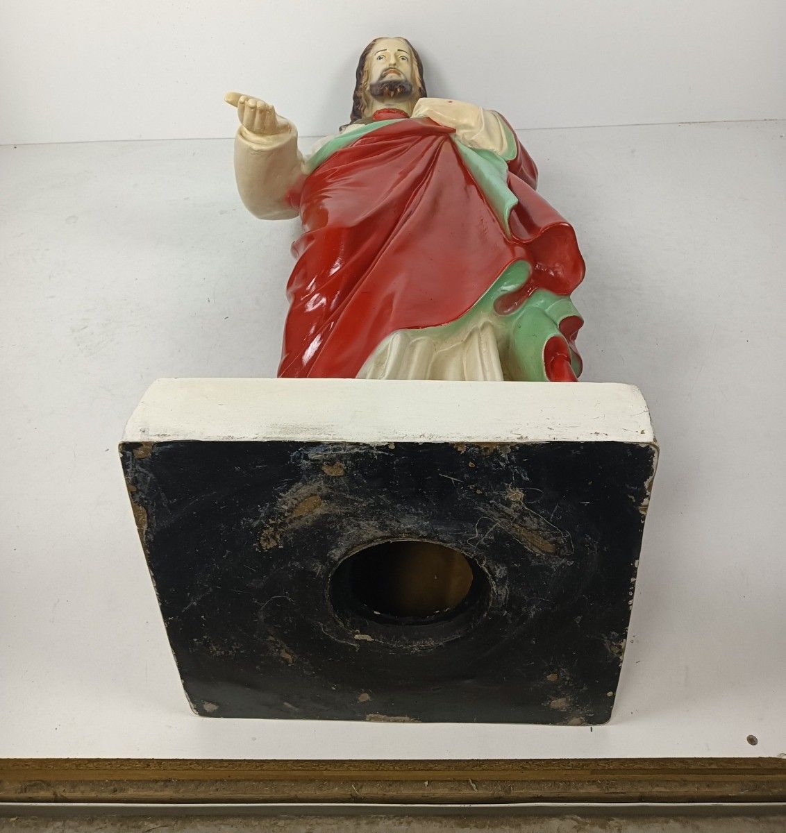 Xl Statue Holy Heart Jesus Christ Polychrome Hard Plastic Resin Outdoor Vintage photo vintage