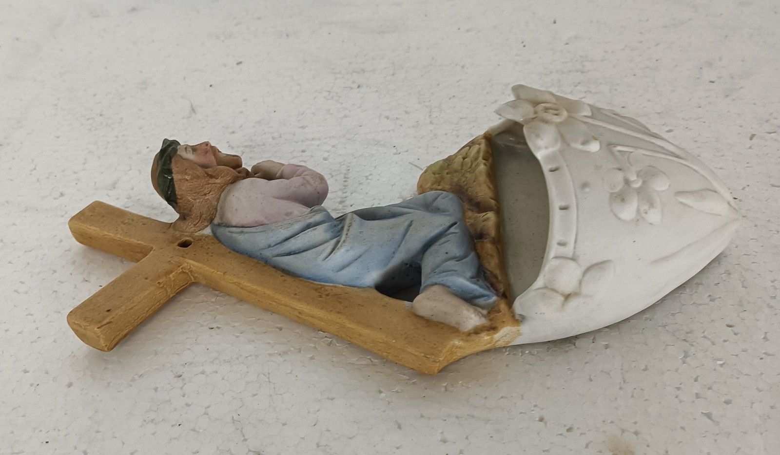 Beautiful Antique Porcelain Holy Water Font Porcelain Jesus Carrying The Cross P photo vinterior