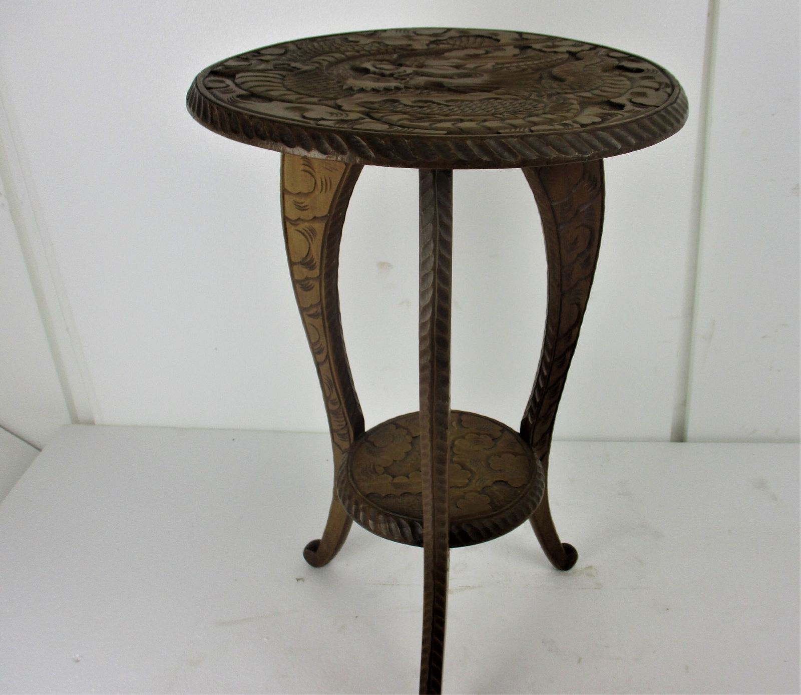 Gothic Asian Style Dragon Hand Carved Wood  Side Display Wine Table Pedestal Pla photo furniture