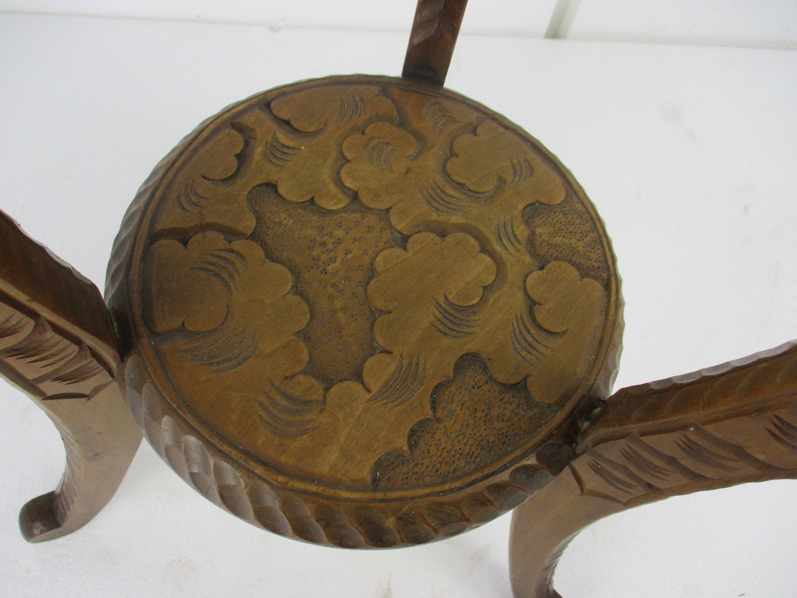 Gothic Asian Style Dragon Hand Carved Wood  Side Display Wine Table Pedestal Pla photo 283.0
