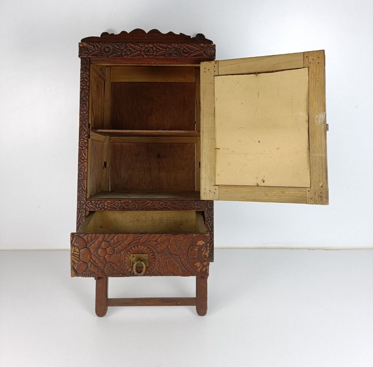 Gorgeous Hand Carved Ornate Wooden Medicine Apothecary Bathroom Cabinet Beveled photo 607.0