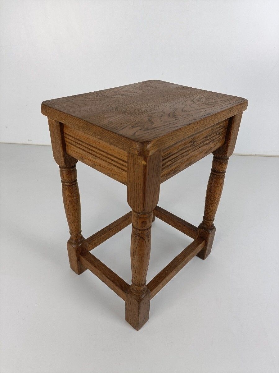 Side Occasional Small Wine Table Pedestal Barn Style Wood Vintage 70s photo 97.0