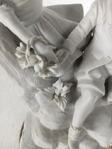 Vintage Figurine Porcelain Vier Tosca Signed Marked Capodimonte Boy And Girl Lov photo 101.0