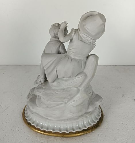 Vintage Figurine Porcelain Vier Tosca Signed Marked Capodimonte Boy And Girl Lov photo buy