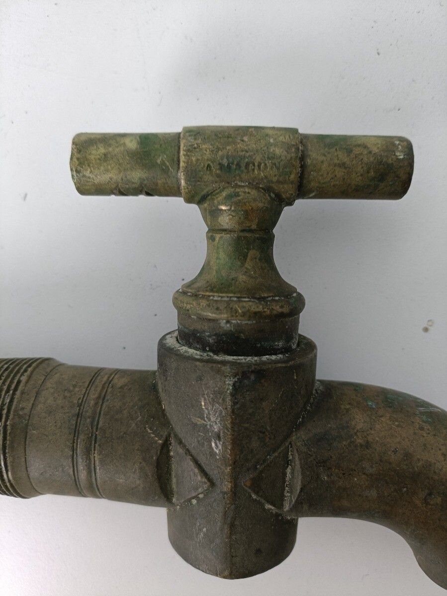 photo furniture Antique Faucet Tap Architectural Industrial Barn Country Farmhouse Sink Reclaime