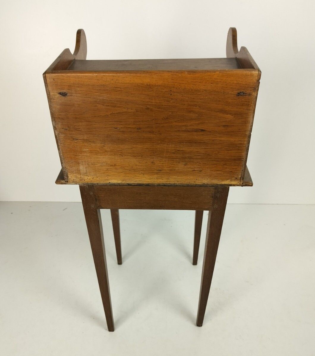 photo furniture Antique Farmhouse Style Cabinet With Drawer Wood Hallway Desk Table Barn Country