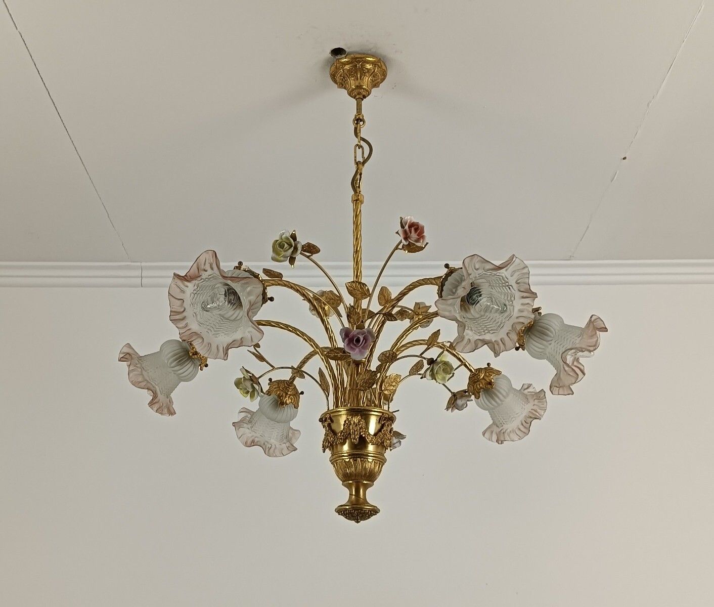 photo vinterior Gorgeous Chandelier Spelter Brass Porcelain Glass Shades Tulip Form Italian Flow