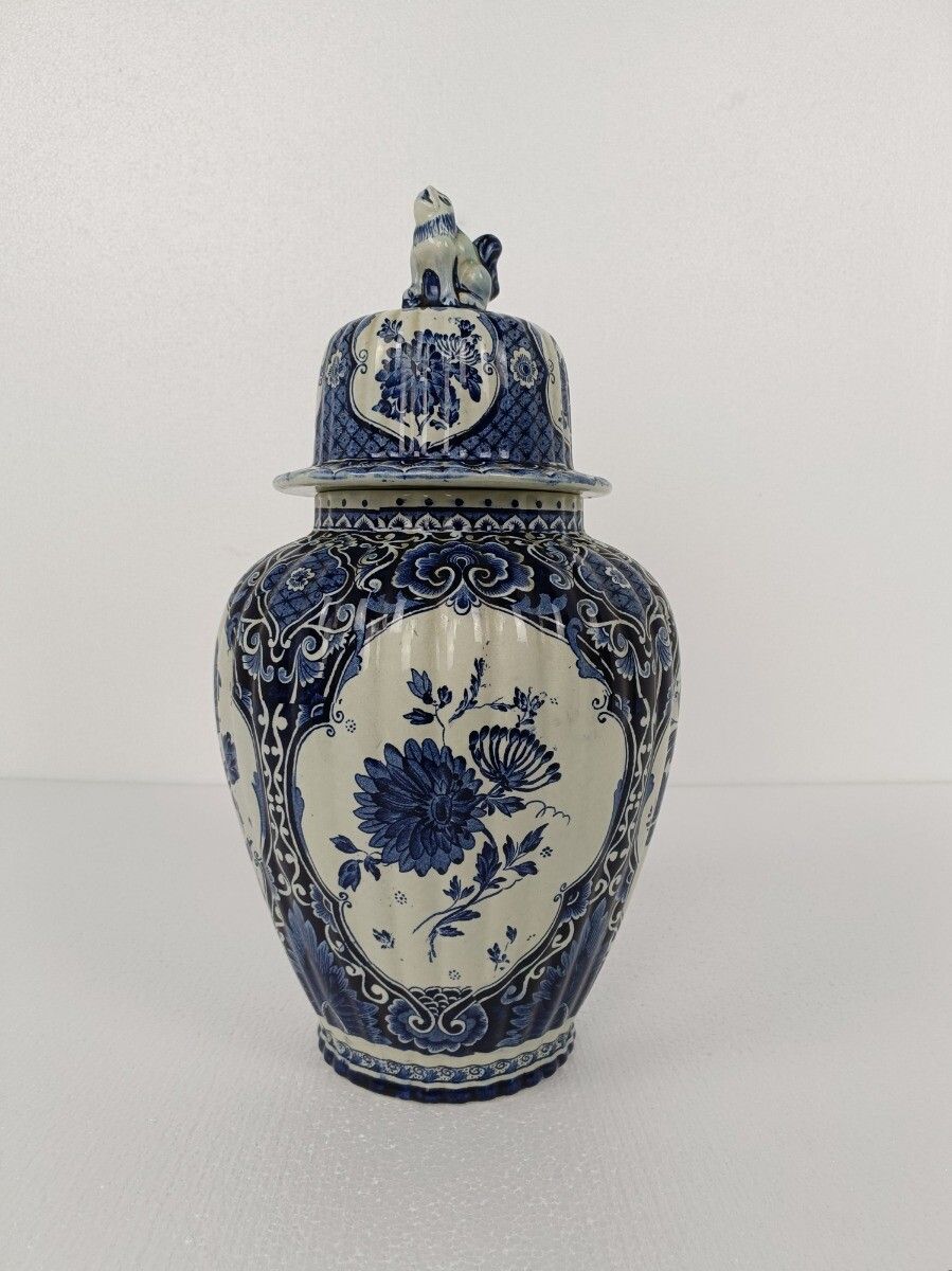 Large Royal Sphinx Maastricht Delft Vase Urn Marked Blue White Foo Dog  Beauti photo Home Decor