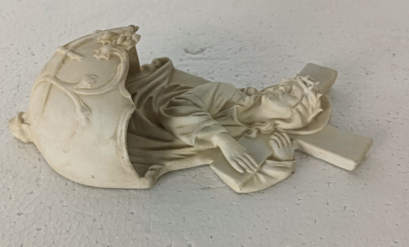 Antique Holy Water Font Vessel  Bisque Porcelain Jesus Christ Carrying Cross Cru photo 101.0