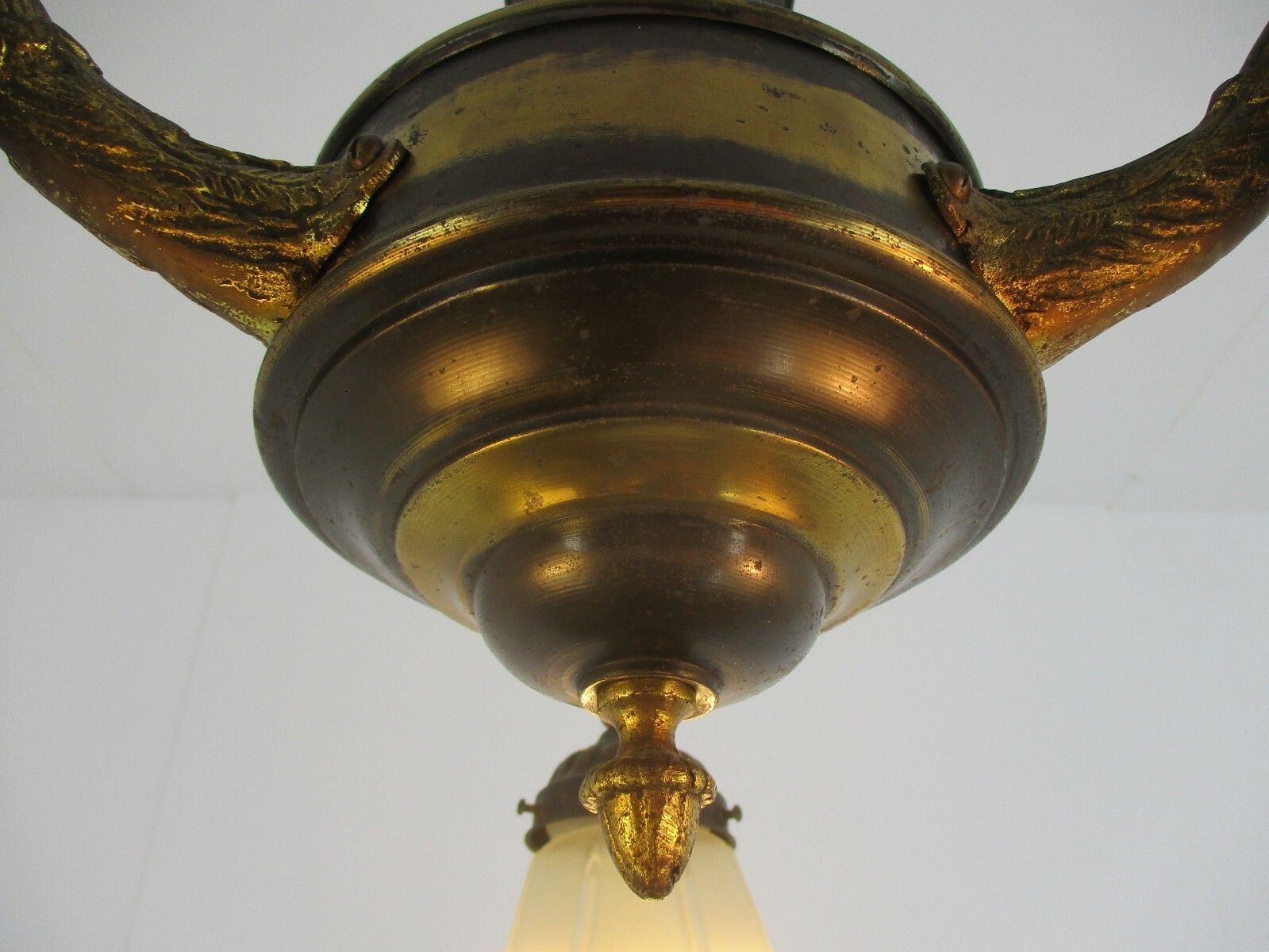 Gothic Brass Dragon Heads 3 Arms Lights Chandelier Lamp Art Deco Glass Shades photo vinterior