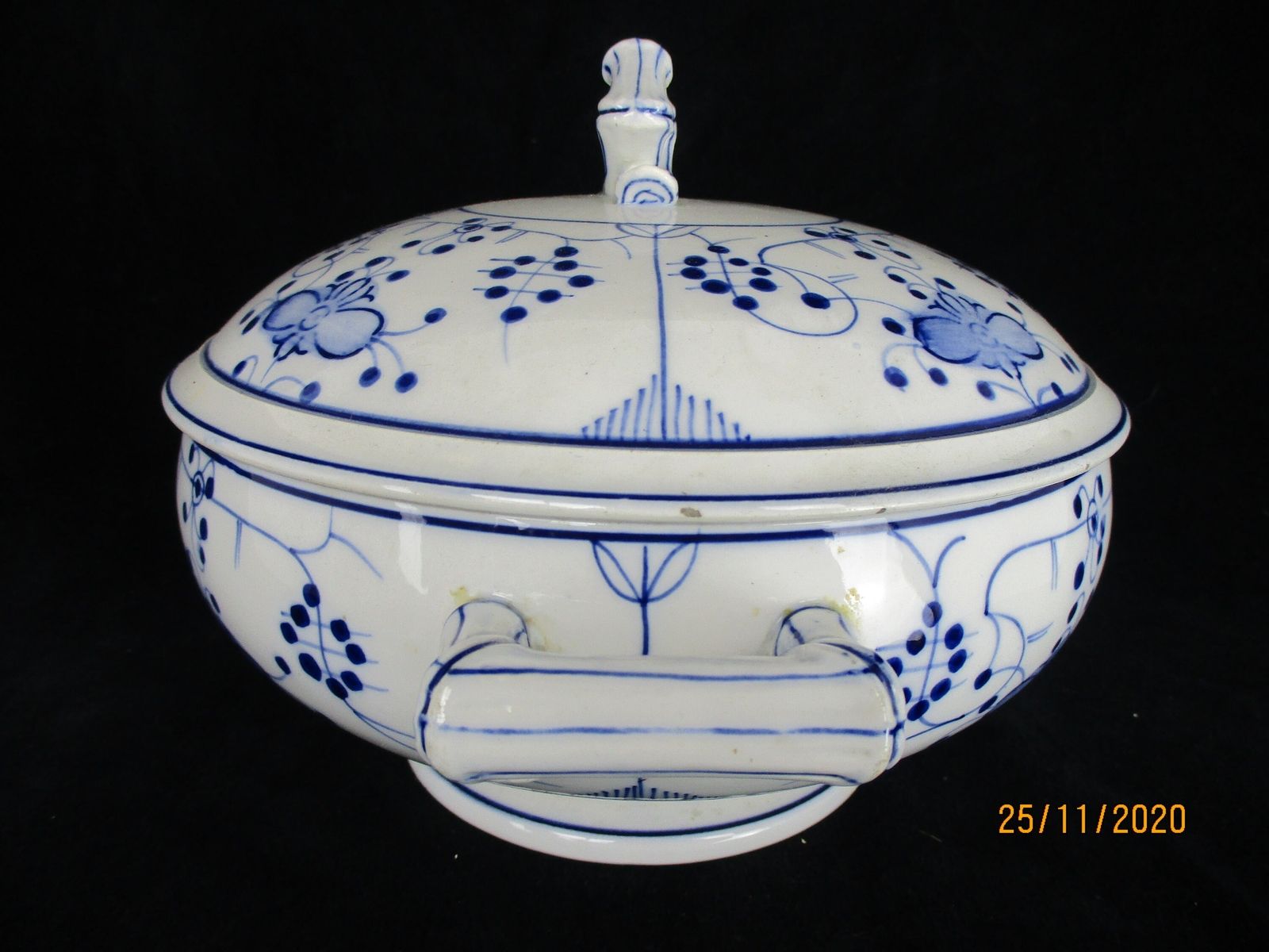 Antique Royal Copenhagen Blue Fluted Soup Tureen Dish Marked Sarreguemines 1875 photo furniture