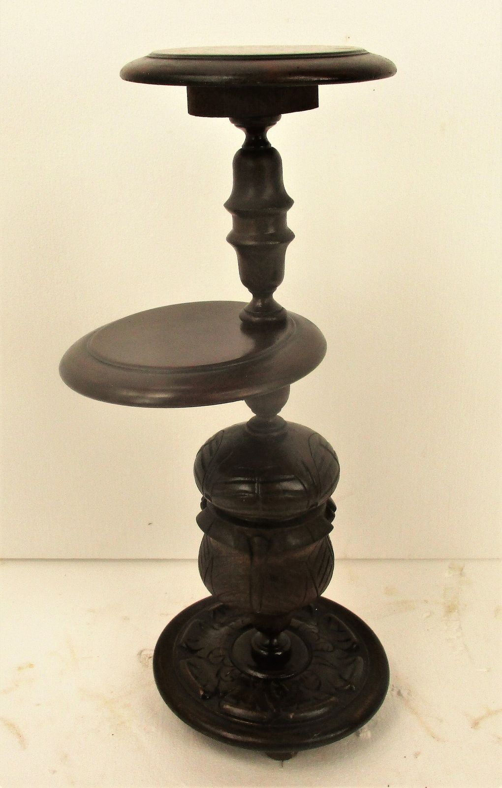 photo furniture Gorgeous Ornate Hand Carved Wood Display Side Table Pedestal Plant Bonsai Stand
