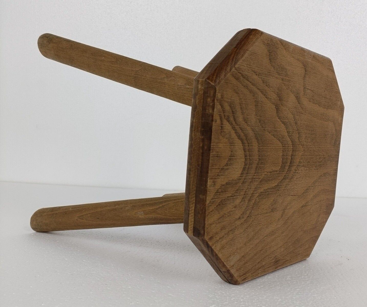 Hand Carved Wood Milking Stool Pedestal Table Pedestal Barn Style Funky 4 Legs P photo vinterior