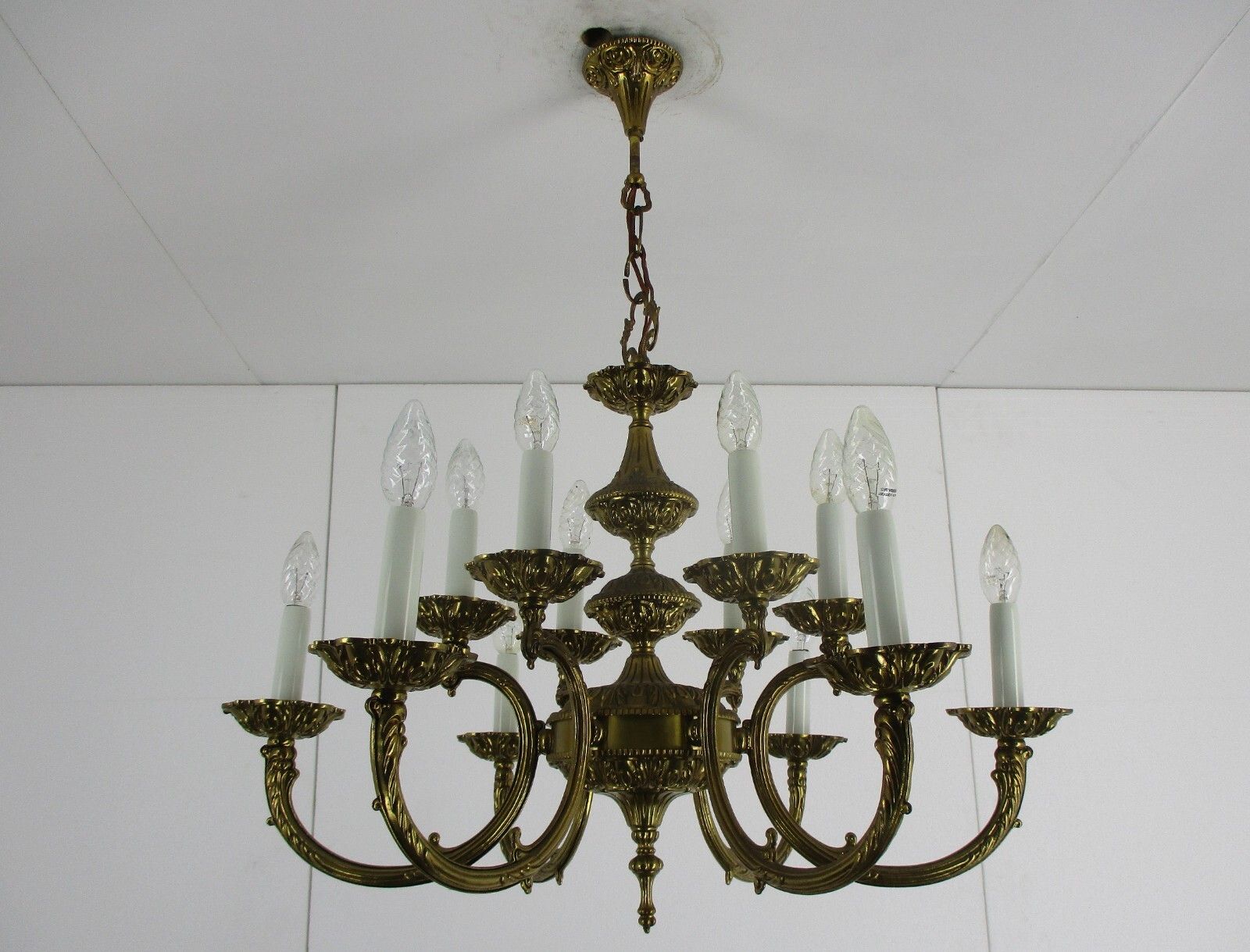 Impressive Spanish Revival Hollywood Regency Brass Chandelier 12 Lights!! Ornate photo 594.0