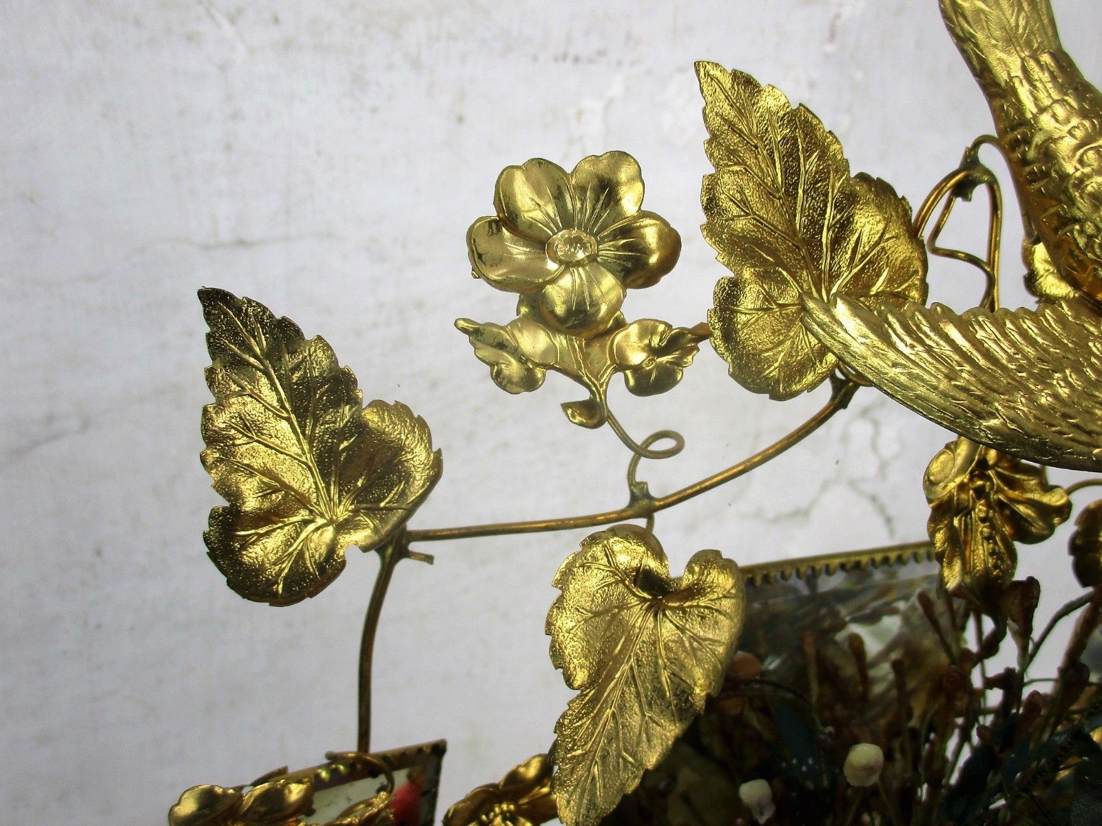Antique Victorian French Bridal Wedding Dome Gold Gilt Leaves Ormolu Birds 19thc photo vinterior
