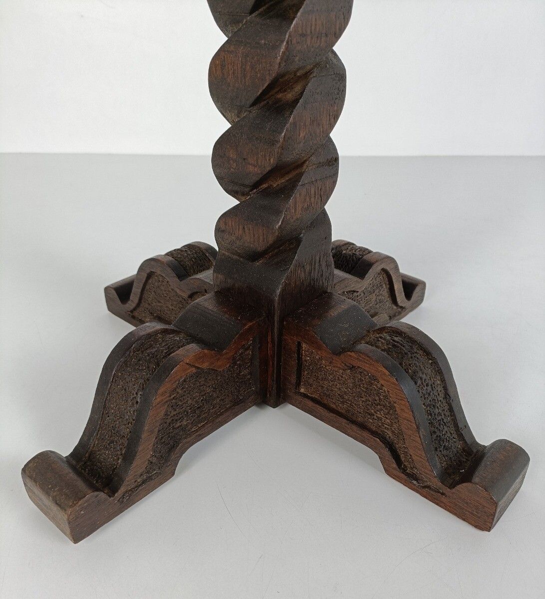 Ornate Hand Carved Wooden Barley Twist Pedestal Siede Table Two Tier Bonsai Plan photo Furniture